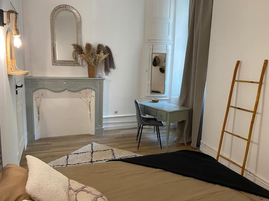 Apartamento Superbe Duplex Vue Cathedrale Exceptionnelle Périgueux Exterior foto